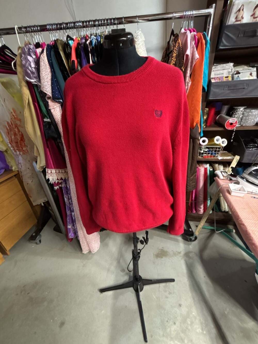 Chaps Crewneck Sweater Size XL Red Crest Logo Pullover